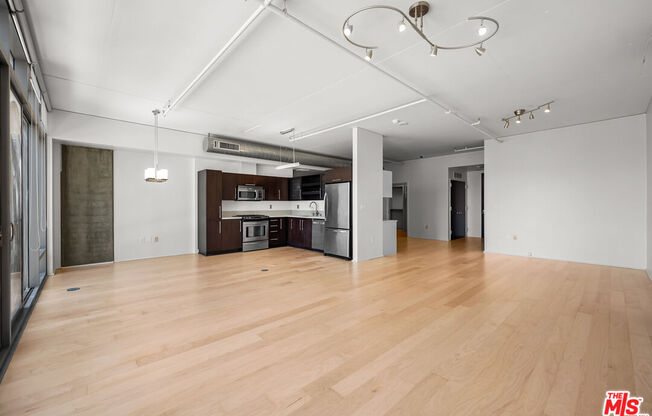 1 bed, 1 bath, 1,030 sqft, $3,200, Unit 1410