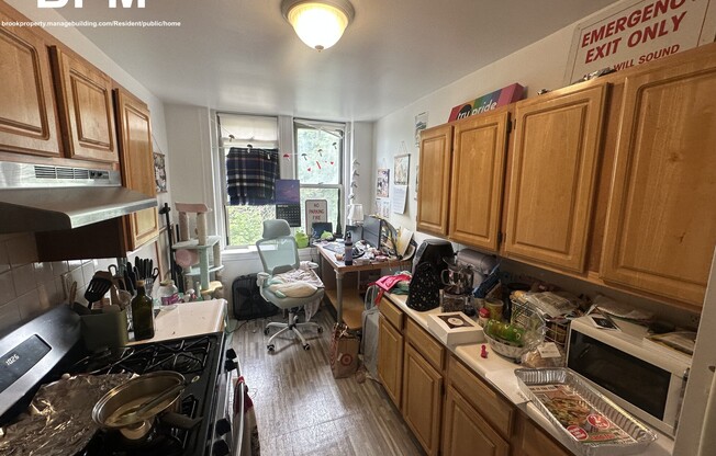 1 bed, 1 bath, $2,500, Unit 23