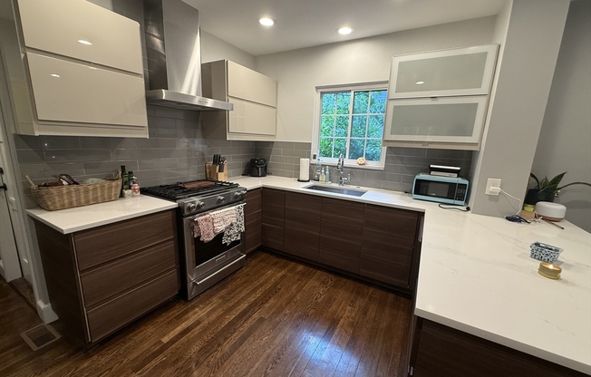 43 GARDNER RD