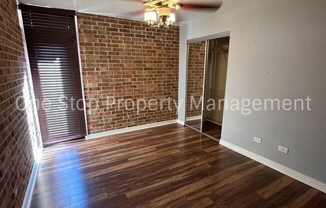 2 beds, 1 bath, $1,175, Unit # 103