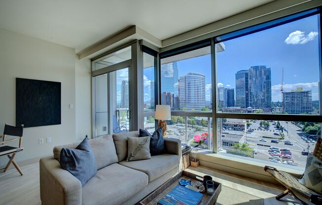 1Bd/1Ba Bellevue Condo