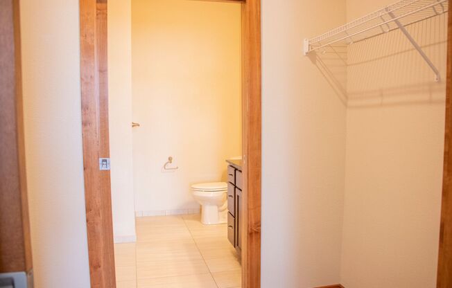 2 beds, 2 baths, $1,425, Unit 103