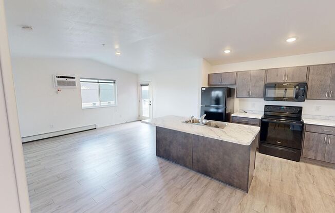 1 bed, 1 bath, 690 sqft, $1,199, Unit 1240-10