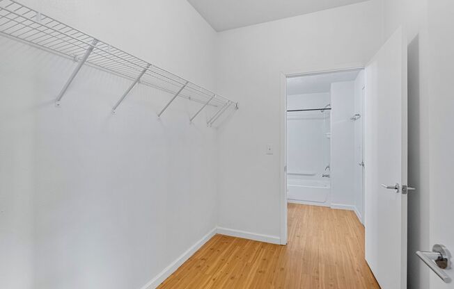 2 beds, 2 baths, 480 sqft, $480, Unit 221 - 221 B