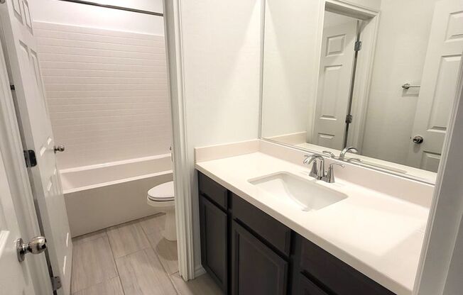 3 beds, 2.5 baths, $1,950