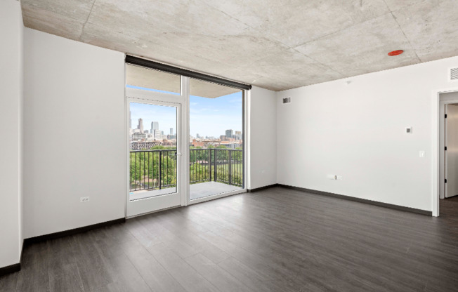 153 N ASHLAND AVE