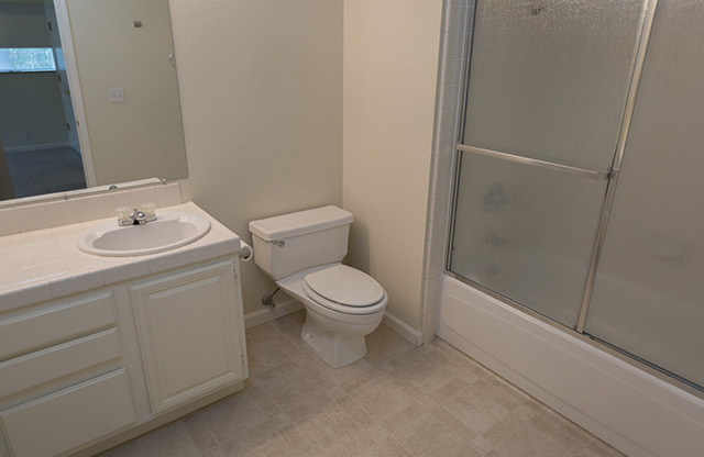 2 beds, 2 baths, $2,795