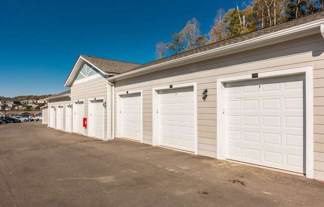 Garages Available at Village at Westland Cove Apartments, Knoxville, 37922