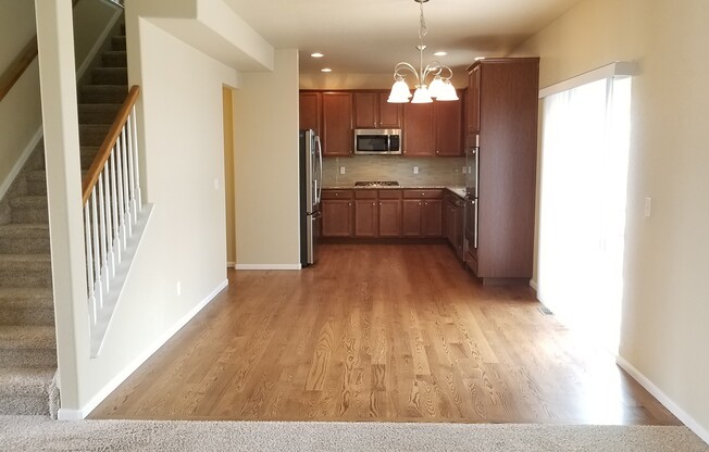Beautiful 4/3/2 Fountain Valley Home Close to Ft Carson and Peterson AFB!!!