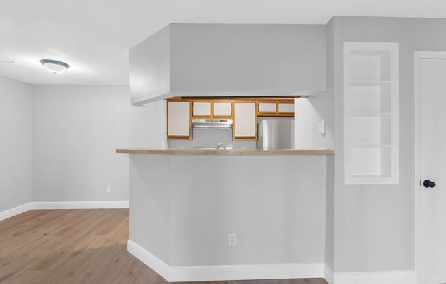 Newly Renovated Ground Floor Condo in Gated Altamonte Springs Community!