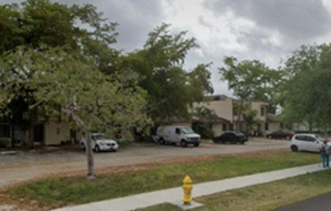 4138 - 4154 SW 61 Ave