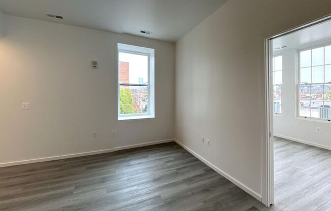2 beds, 1 bath, 735 sqft, $1,940, Unit 207