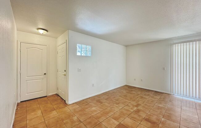 3145 E Flamingo Rd #1007 / Charming & Cozy 2 Bed, 2 Bath Condo