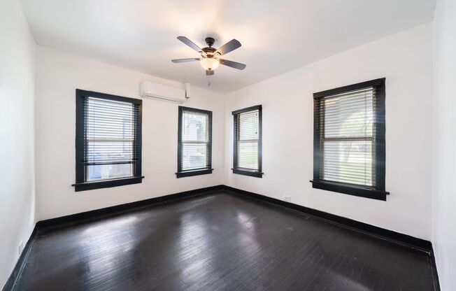 Charming Spanish Revival bungalow!