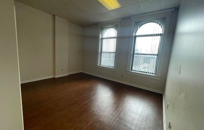 1 bed, 1 bath, 650 sqft, $820, Unit 412