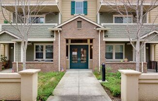 Stunning Top-Floor Condo with Open Layout, Modern Upgrades, and Prime Location 6 MONTH LEASE