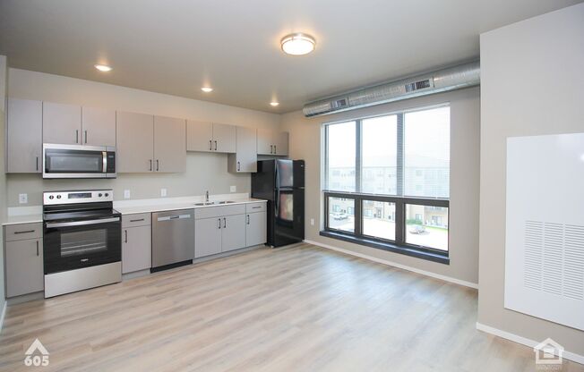 Studio, 1 bath, 558 sqft, $925, Unit 5521-5326