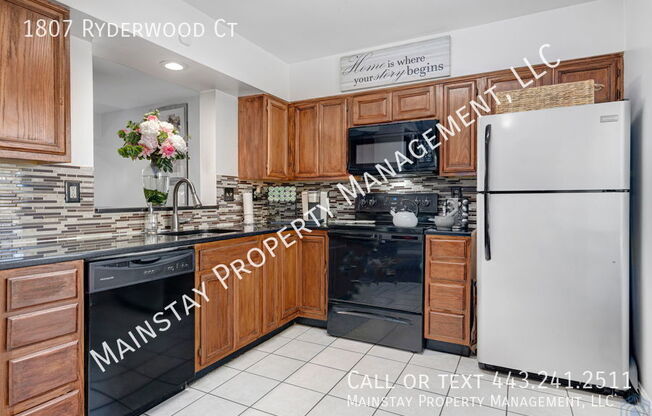 1807 RYDERWOOD CT
