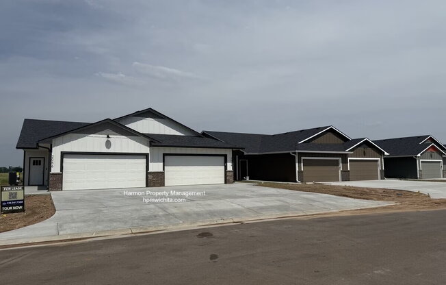 2056 N REECE CT