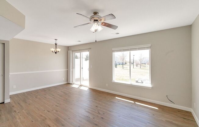 Charming 3 Bedroom 3 Bath Townhouse in Green Valley Ranch!