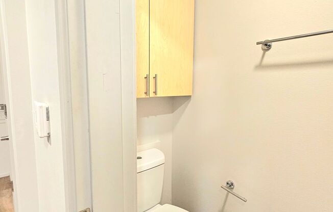 Studio, 1 bath, 122 sqft, $800