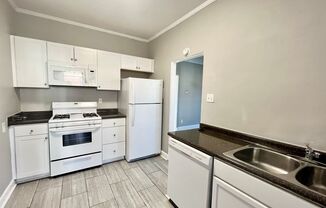 1 bed, 1 bath, 814 sqft, $950, Unit 16