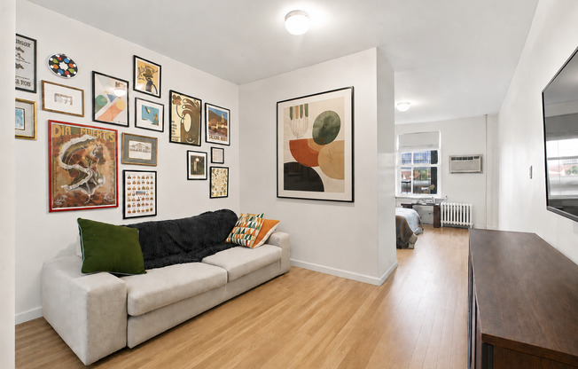 123 GUERNSEY ST