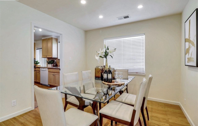 986 POPE WAY