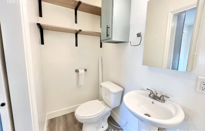 6165 COLDWATER CYN AVE