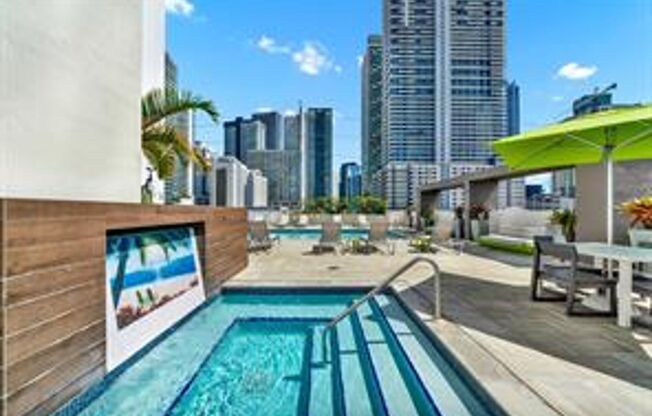 2 beds, 2 baths, 1,208 sqft, $3,668, Unit 110 SW 12 Street appt 708 (F10474060)