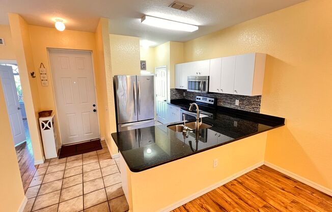 3 beds, 2 baths, $1,525