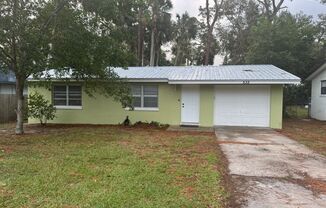 Updated 2 bedroom in South Daytona