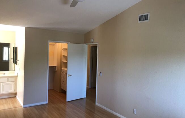 2 beds, 2.5 baths, $4,245