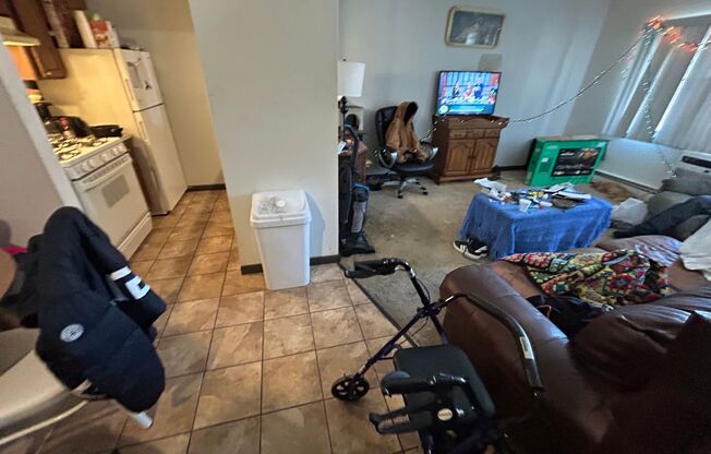 1 bed, 1 bath, $995, Unit 236