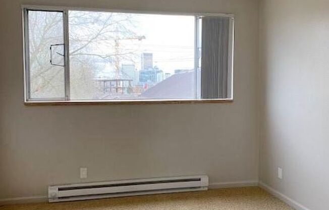 2 beds, 1 bath, 856 sqft, $1,775, Unit 305