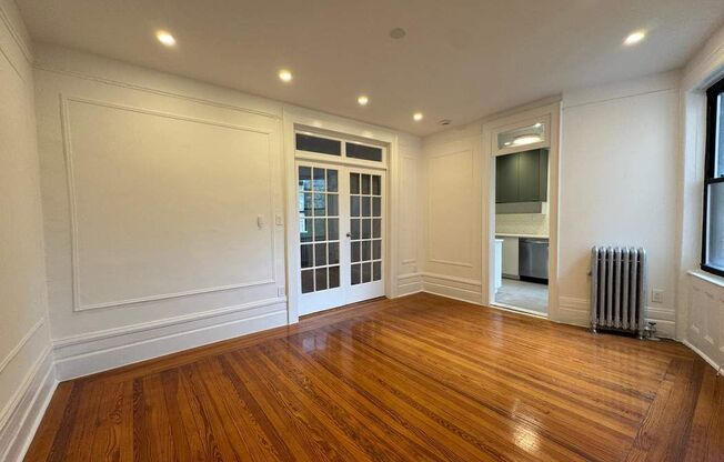 31 E 127 ST