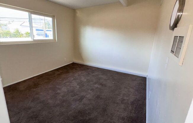 1 bed, 1 bath, $1,425, Unit Apt. 12