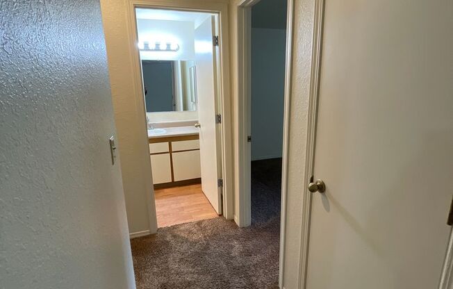 2 beds, 1 bath, 803 sqft, $1,625, Unit CMV 12223 - 202