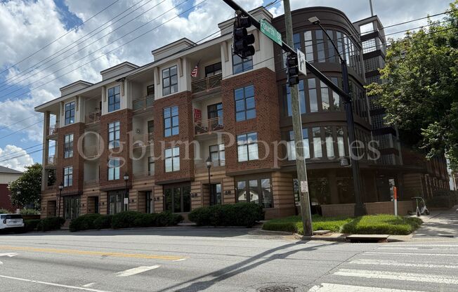 810-406 W. 4th St-2BR/1BA 4th & Broad Condo!
