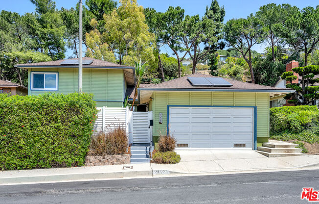4076 TROPICO WAY