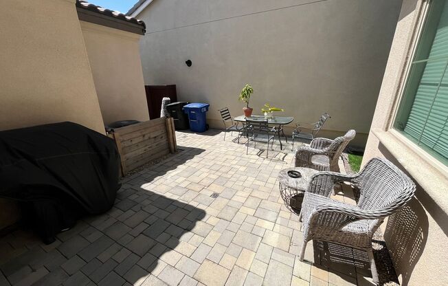 1 bed, 1 bath, 120 sqft, $1,295, Unit Room 1