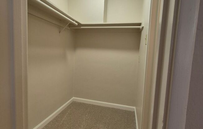 Studio, 1 bath, $1,425, Unit 212