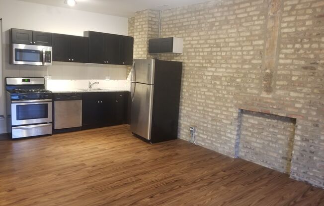3550 W Lawrence