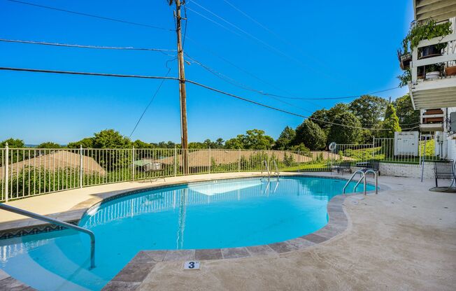 1 bed, 1 bath, 700 sqft, $884, Unit 39