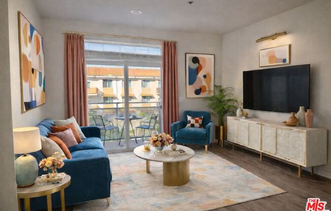 13200 Pacific Promenade