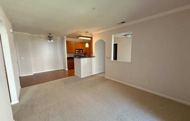 Beautiful 2 Bedroom 2 Bath Condo in the Desirable Villa Cortina Community!