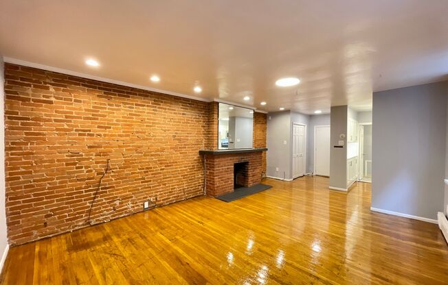 1719 Spruce