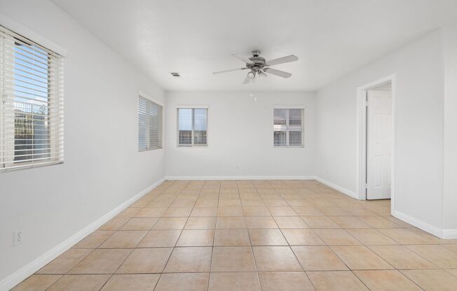 Charming 5 Bed |2.5 Bath