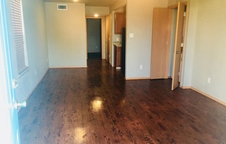 1 bed, 1 bath, 688 sqft, $625, Unit 2