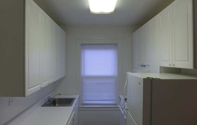 1 bed, 1 bath, 775 sqft, $1,550, Unit 48063B